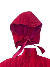 Load image into Gallery viewer, Capucha rompe corazones
